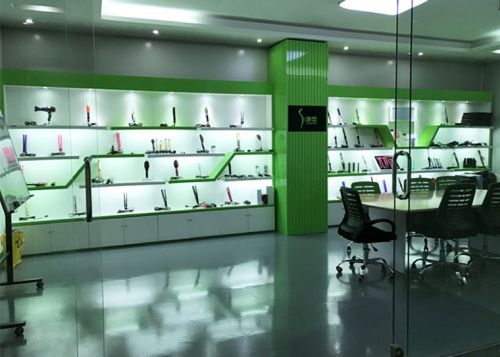 工廠揭秘丨康柔電器 工廠專利 認(rèn)證全面,還擁有多國直營出口權(quán)